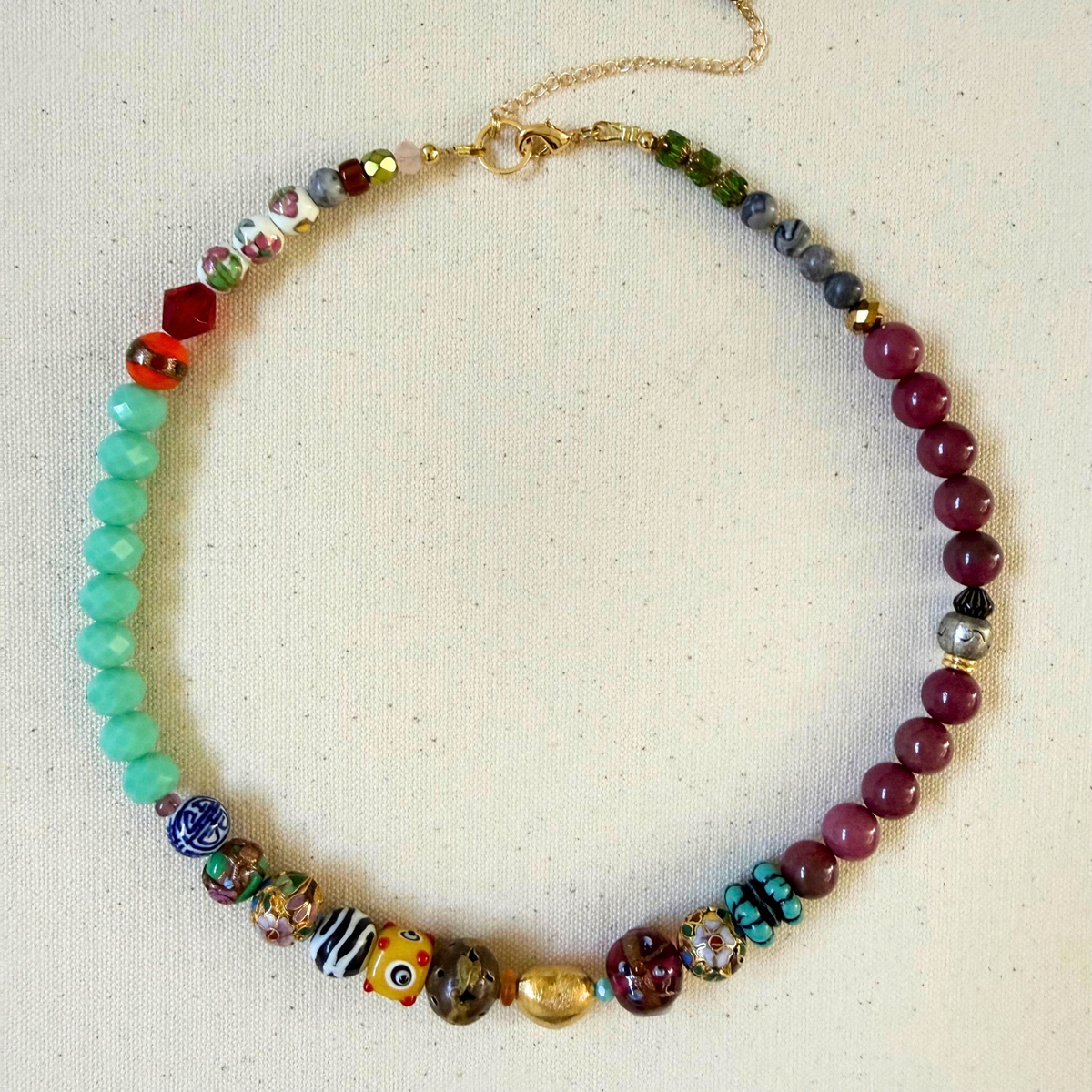 Beaded Necklace - Sunday Nights - Golden Heart
