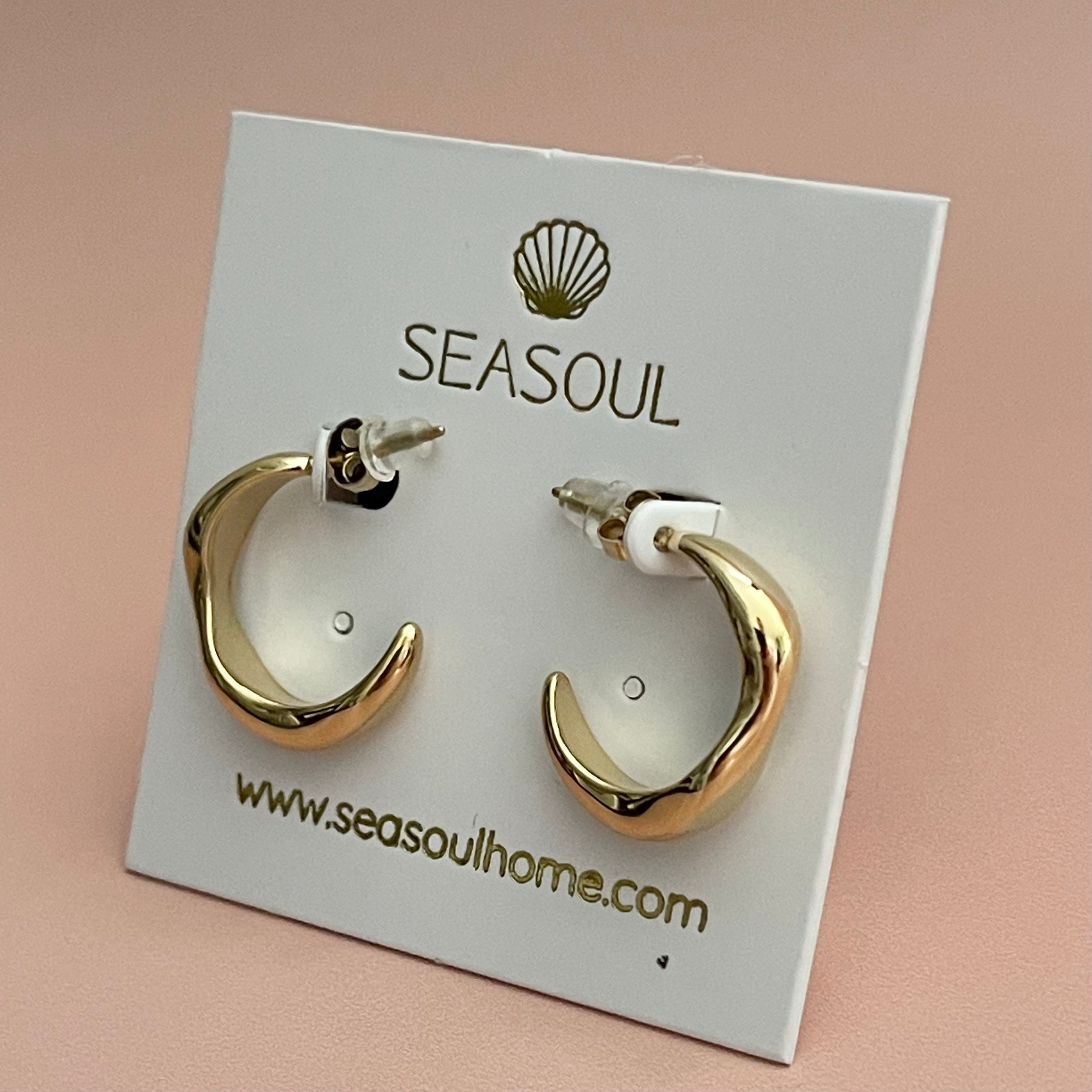 Wavy Gold Hoop Earrings