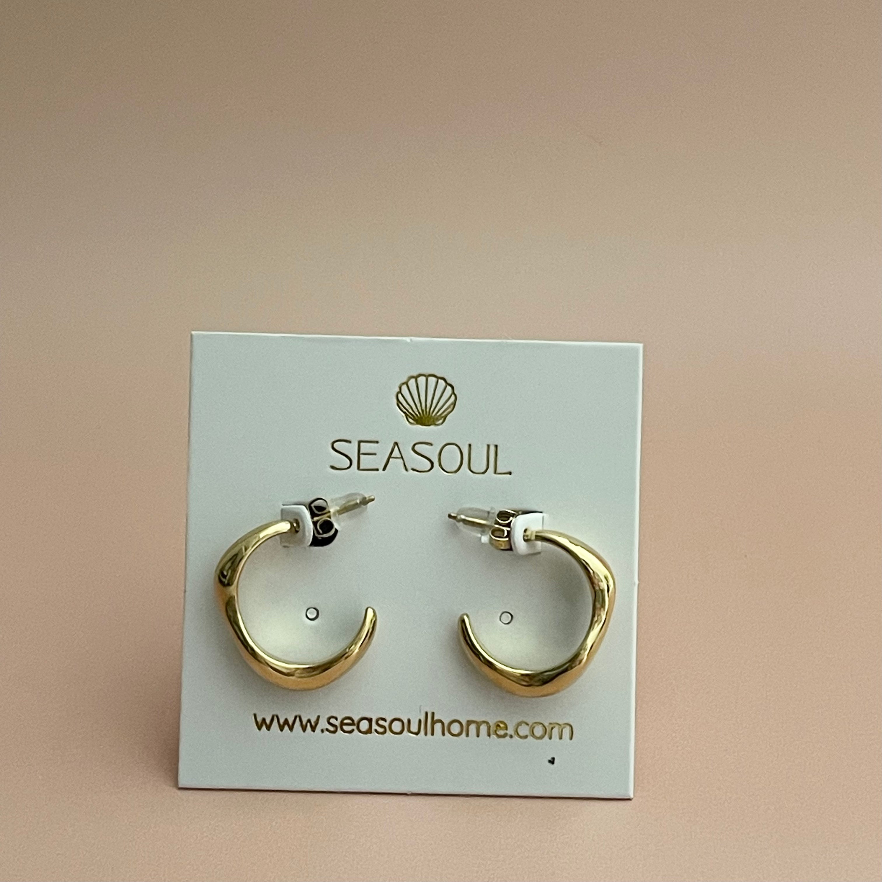 Wavy Gold Hoop Earrings